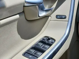 Volvo XC60 2015 AWD T6 Platinum 4p SUV