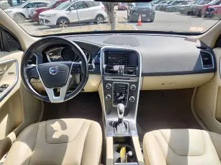 Volvo XC60 2015 AWD T6 Platinum 4p SUV