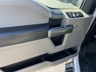 Ford F-150 2017 4x4 XLT 4p SuperCrew 6.5 ft. SB