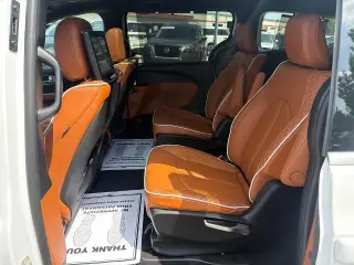 Chrysler Pacifica Plug-In Hybrid 2026 Pinnacle 4dr Mini-Van