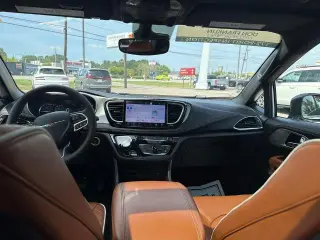 Chrysler Pacifica Plug-In Hybrid 2026 Pinnacle 4dr Mini-Van