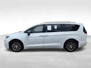 Chrysler Pacifica Plug-In Hybrid 2026 Pinnacle 4dr Mini-Van