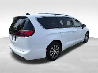 Chrysler Pacifica Plug-In Hybrid 2026 Pinnacle 4dr Mini-Van