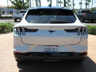 Ford Mustang Mach-E 2022 Premium 4p SUV