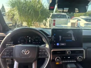 Toyota Tacoma 2024 4x4 Limited 4p Doble Cabina 5.0 ft SB