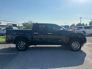 Toyota Tacoma 2024 4x4 Limited 4p Doble Cabina 5.0 ft SB