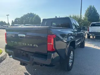 Toyota Tacoma 2024 4x4 Limited 4p Doble Cabina 5.0 ft SB