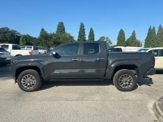 Toyota Tacoma 2024 4x4 Limited 4p Doble Cabina 5.0 ft SB