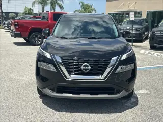 Nissan Rogue 2023 SV 4p Crossover