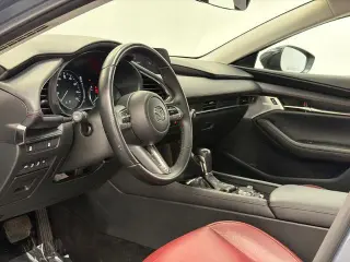 Mazda Mazda3 Sedán 2022 Edición Carbono 4p
