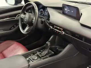 Mazda Mazda3 Sedán 2022 Edición Carbono 4p