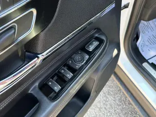 Lincoln Corsair 2021 AWD Reserve 4p SUV