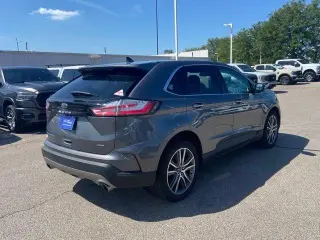 Ford Edge 2021 AWD Titanium 4dr Crossover