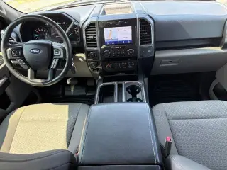 Ford F-150 2020 4x4 XLT 4p SuperCrew 5.5 ft. SB