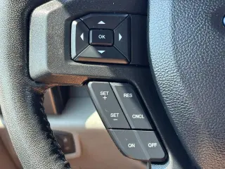 Ford F-150 2020 4x4 XLT 4p SuperCrew 5.5 ft. SB