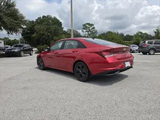 Hyundai ELANTRA 2021 SEL 4p Sedan