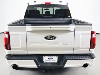 Ford F-150 2025 4x4 Lariat 4p SuperCrew 5.5 ft. SB