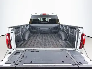 Ford F-150 2025 4x4 Lariat 4p SuperCrew 5.5 ft. SB
