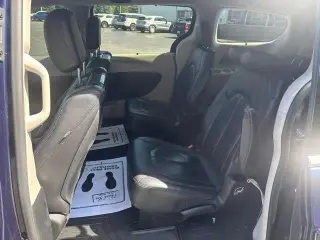 Chrysler Pacifica 2018 Touring L Plus Minivan 4p