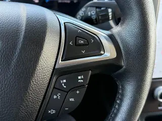 Ford Edge 2021 AWD Titanium 4dr Crossover