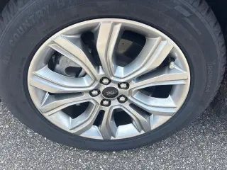 Ford Edge 2023 AWD Titanium 4dr Crossover