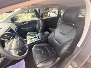 Ford Edge 2023 AWD Titanium 4dr Crossover