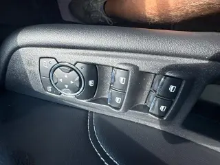 Ford Edge 2023 AWD Titanium 4dr Crossover