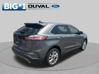 Ford Edge 2023 AWD Titanium 4dr Crossover