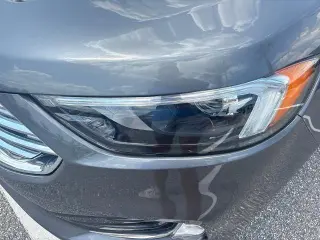 Ford Edge 2023 AWD Titanium 4dr Crossover