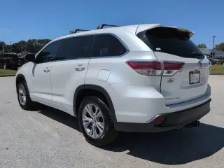 Toyota Highlander 2016 LE 4dr SUV (3.5L V6)