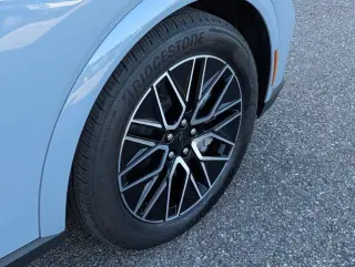 Ford Mustang Mach-E 2025 Premium 4p SUV