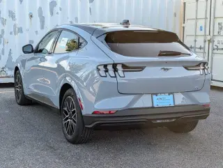 Ford Mustang Mach-E 2025 Premium 4p SUV