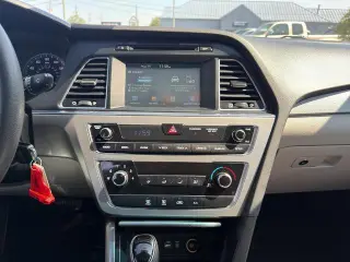 Hyundai SONATA 2016 SE 4dr Sedan PZEV