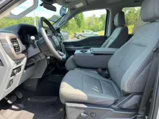 Ford F-150 2025 4x2 XLT 4p SuperCrew 5.5 ft. SB