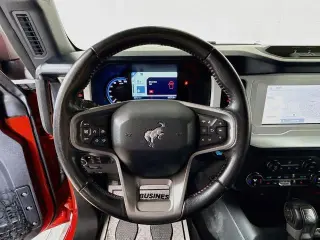 Ford Bronco 2023 4x4 Heritage Edition SUV de 4 puertas avanzada