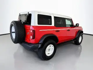Ford Bronco 2023 4x4 Heritage Edition SUV de 4 puertas avanzada