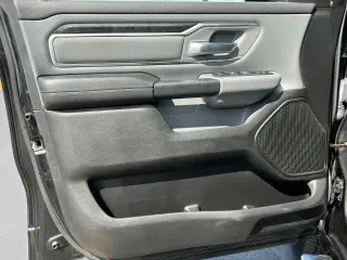 Ram 1500 2019 4x4 Big Horn 4p. Cabina de tripulación 5.6 ft. SB Camioneta