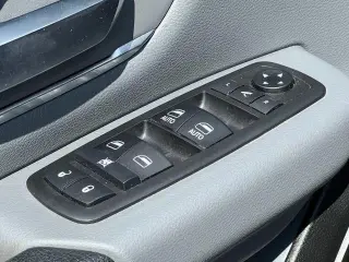Ram 1500 2019 4x4 Big Horn 4p. Cabina de tripulación 5.6 ft. SB Camioneta