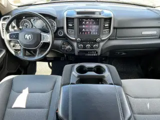 Ram 1500 2019 4x4 Big Horn 4p. Cabina de tripulación 5.6 ft. SB Camioneta