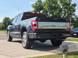 Ford F-150 2021 4x4 Platinum 4p SuperCrew 5.5 ft. SB