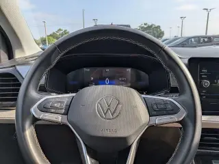 Volkswagen Taos 2025 S 4p SUV