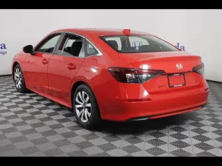 Honda Civic 2025 LX Sedán 4p.