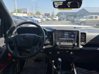 Nissan Frontier 2024 4x4 PRO-4X 4p. Cabina de Tripulante 5 pies. Caja Corta