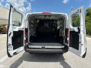 Ford Transit 2025 250 3dr SWB Low Roof Cargo Van