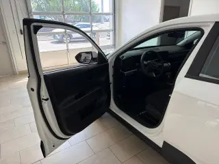 Hyundai KONA 2026 SE 4x4 4p SUV