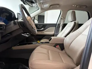 Lincoln Corsair 2023 AWD Estándar 4p SUV