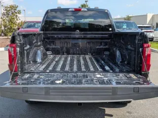 Ford F-150 2024 4x4 XLT 4p SuperCrew 5.5 ft. SB