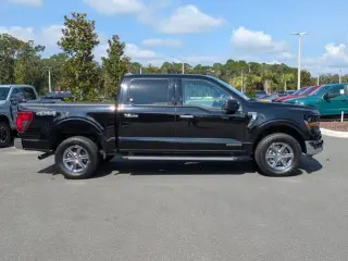 Ford F-150 2024 4x4 XLT 4p SuperCrew 5.5 ft. SB