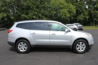 Chevrolet Traverse 2012 LT 4p SUV con 2LT