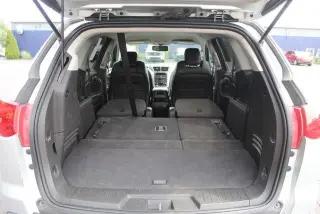 Chevrolet Traverse 2012 LT 4p SUV con 2LT